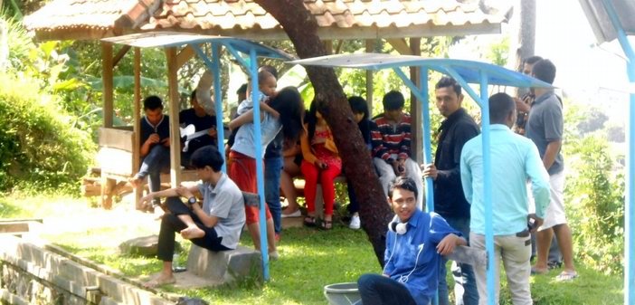 Wisata dan Buka Bersama Siswa Paket C Juli 2013